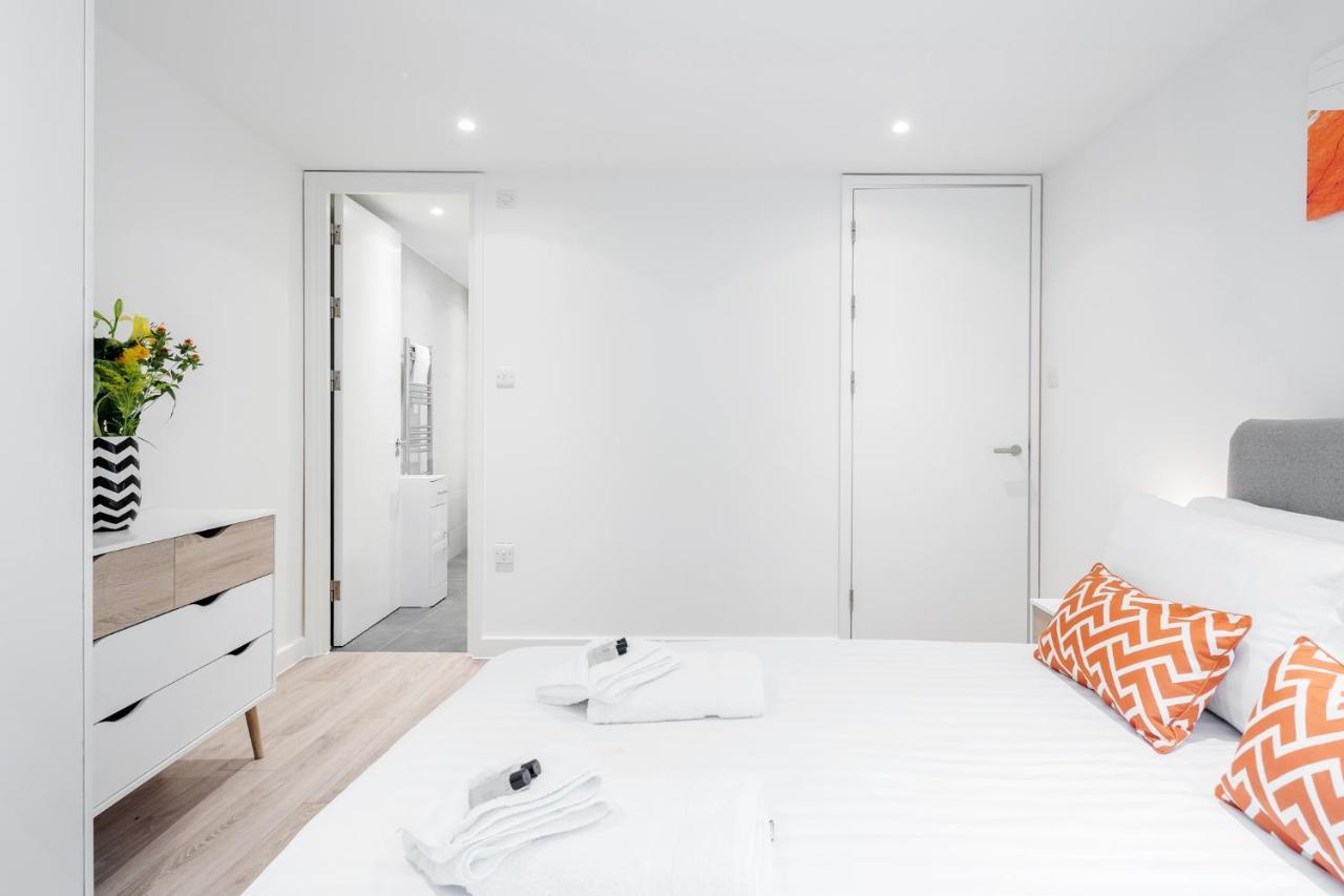 Stayo New Compton Street Лондон Экстерьер фото